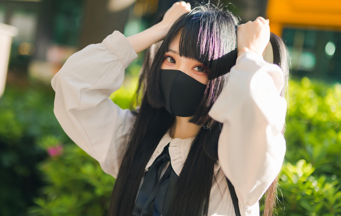 The Addiction of Surgical Masks in Japan