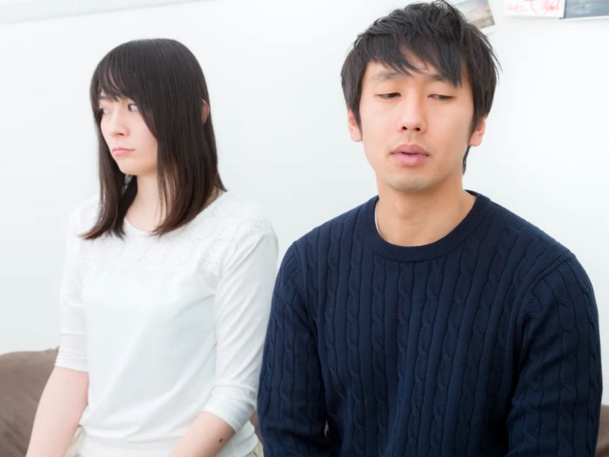 5 Signs a Japanese Man Wants to Leave You