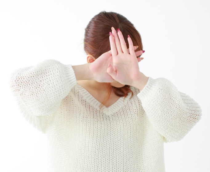 Why Japanese Hide Their Faces on Social Media